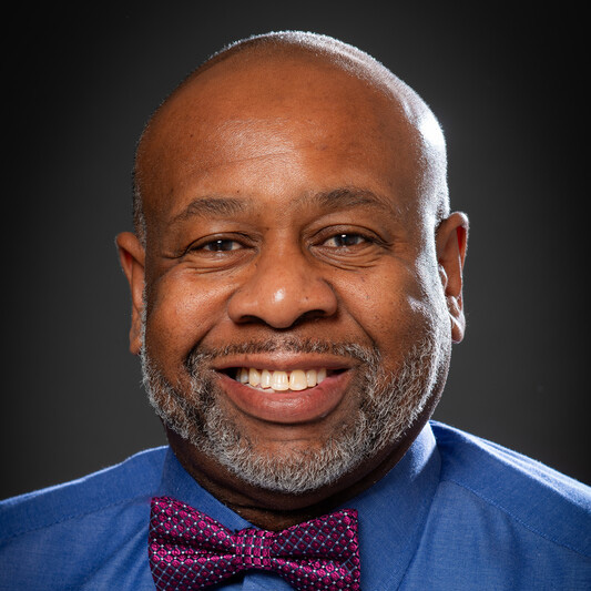 卡尔文·埃里森 卡尔文·埃里森